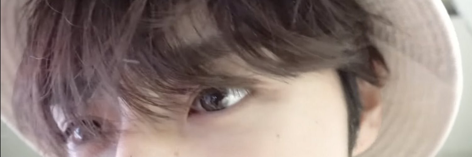 z_d00's profile banner image