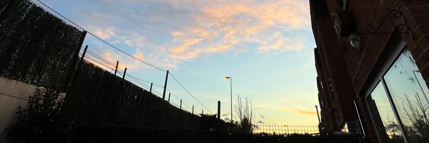 Matirz_10's profile banner image