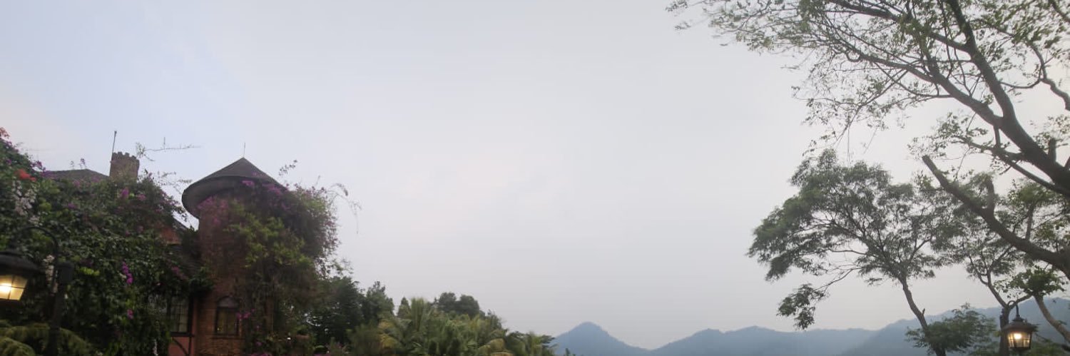 nadrahusnah's profile banner image