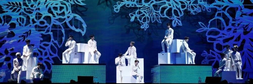 리리 banner