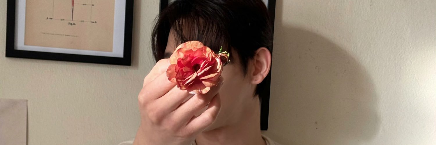 _114042PS's profile banner image