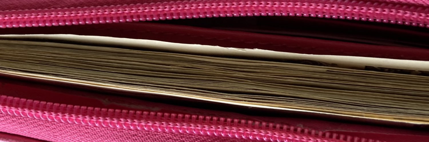 茂みの女王 banner