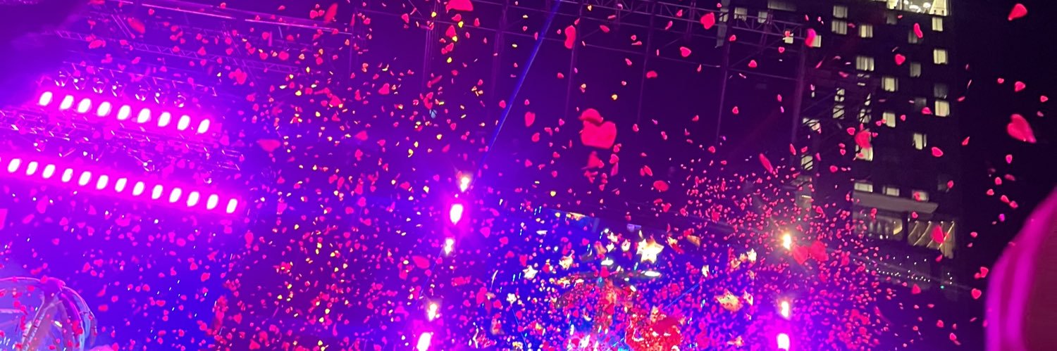 FioreAmore's profile banner image