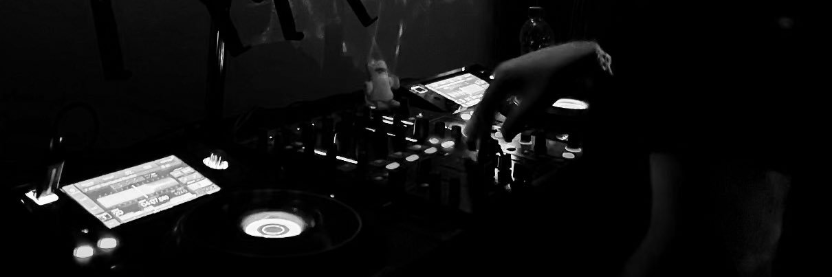 Maximilian Kirk banner