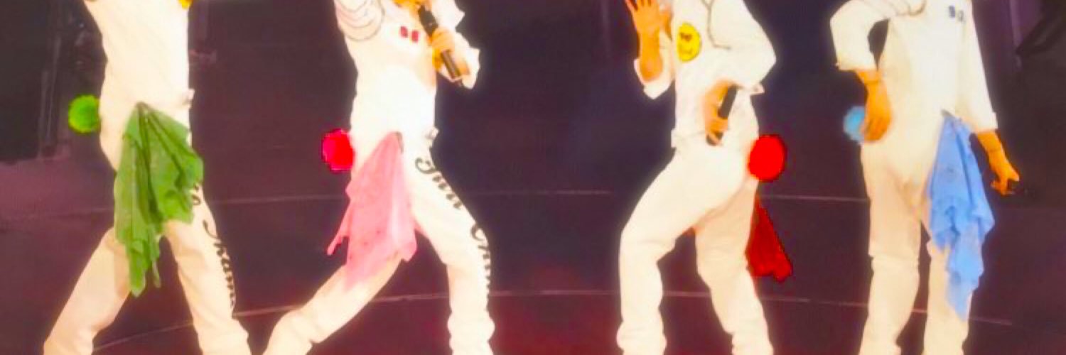 r_r_0910's profile banner image