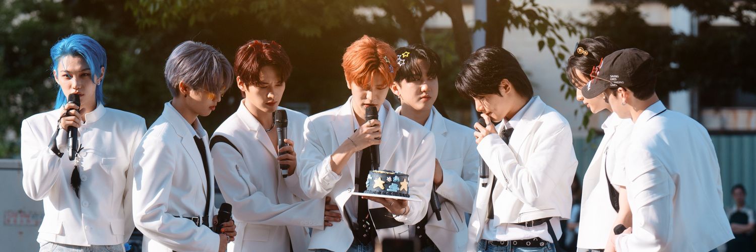 sying_han's profile banner image