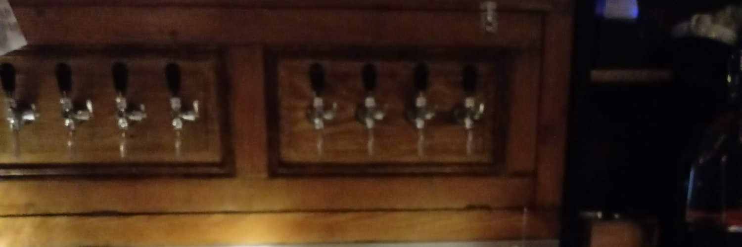 Larriega's profile banner image