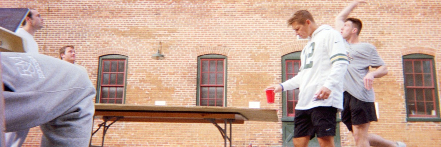 Charlie Sears 🐝 banner