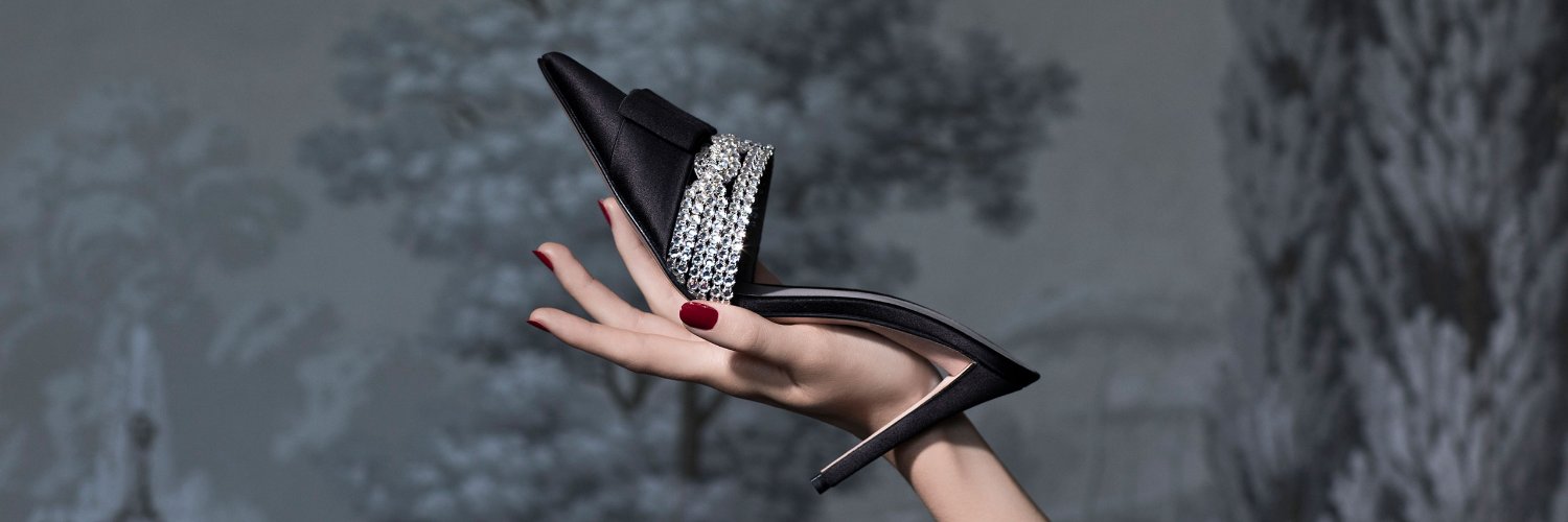 ginashoes's profile banner image