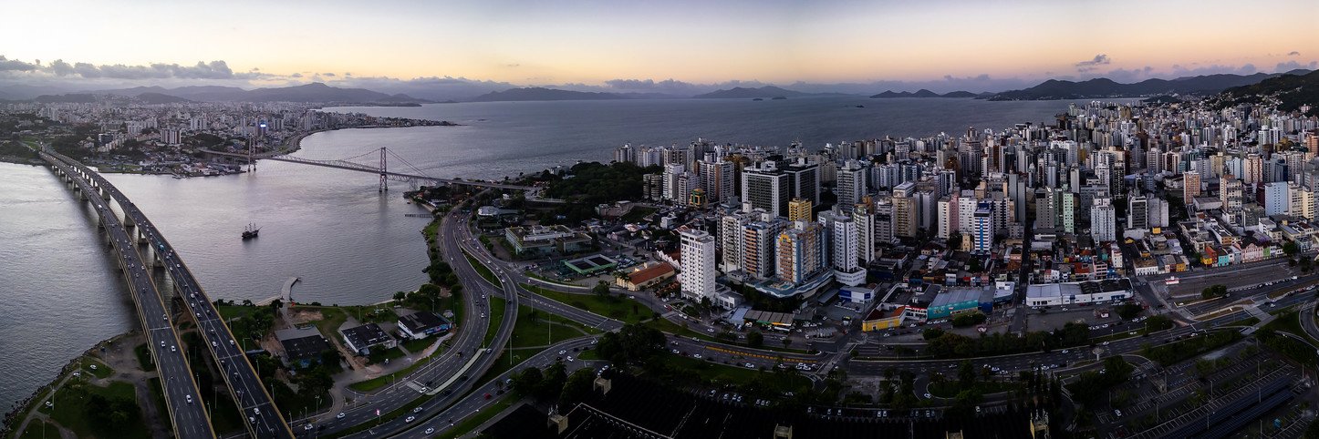 Prefeitura de Florianópolis's banner