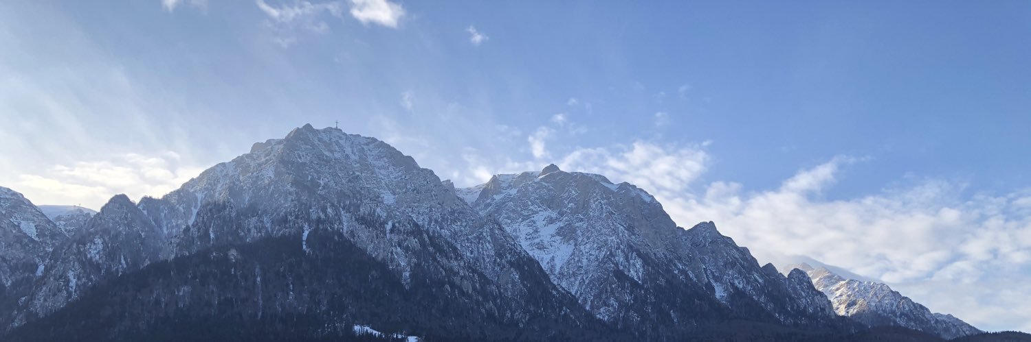 Joemiil's profile banner image