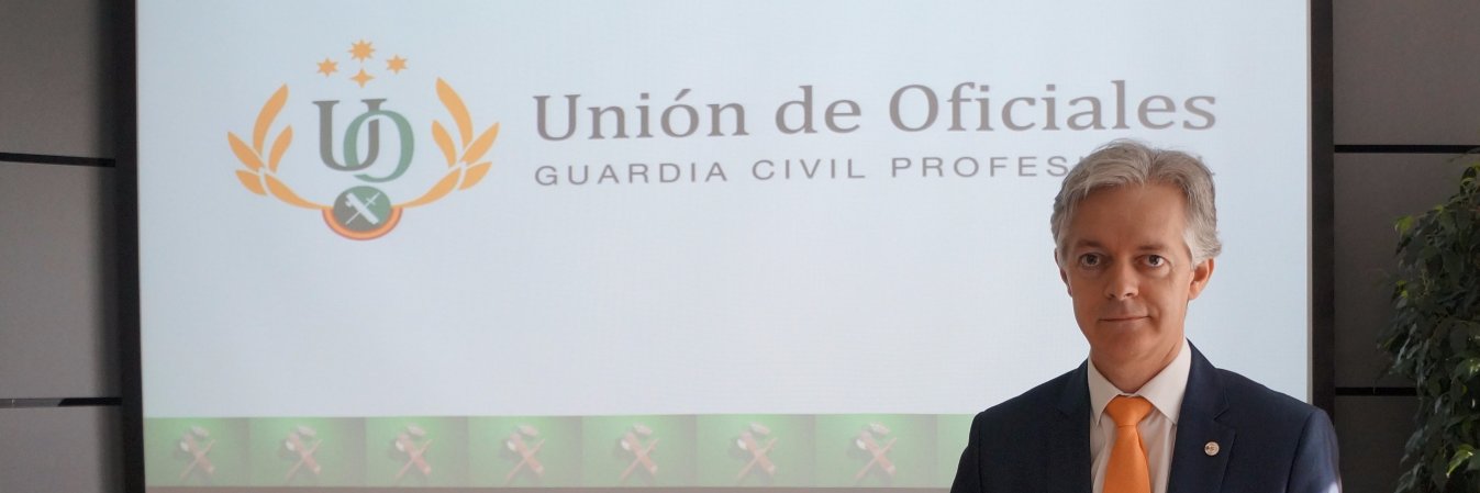 UO Francisco G. Ruiz banner