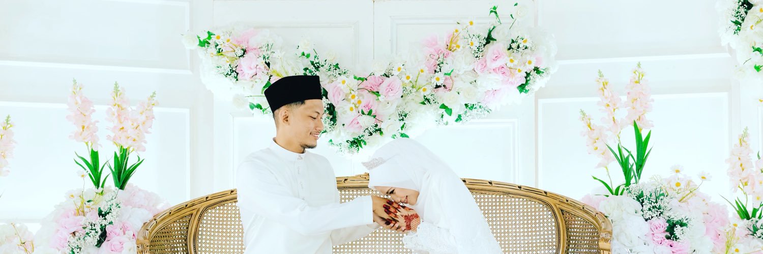 aimankhamirin's profile banner image