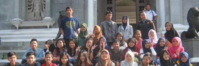 PMR UNIT SMPN 18 banner