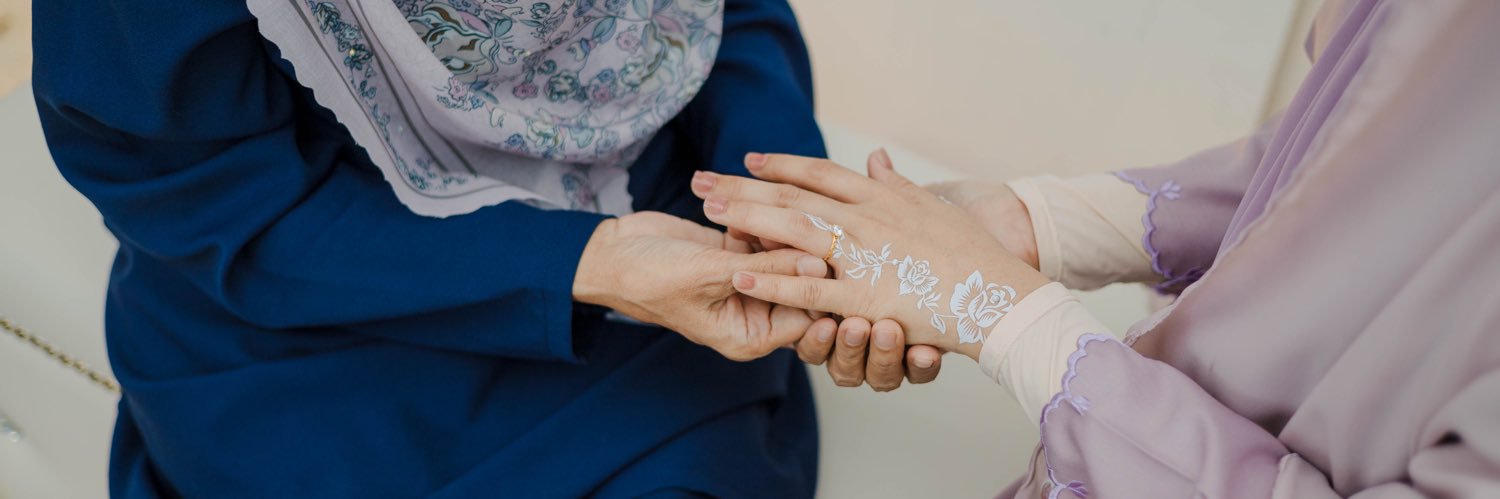 qqimha's profile banner image