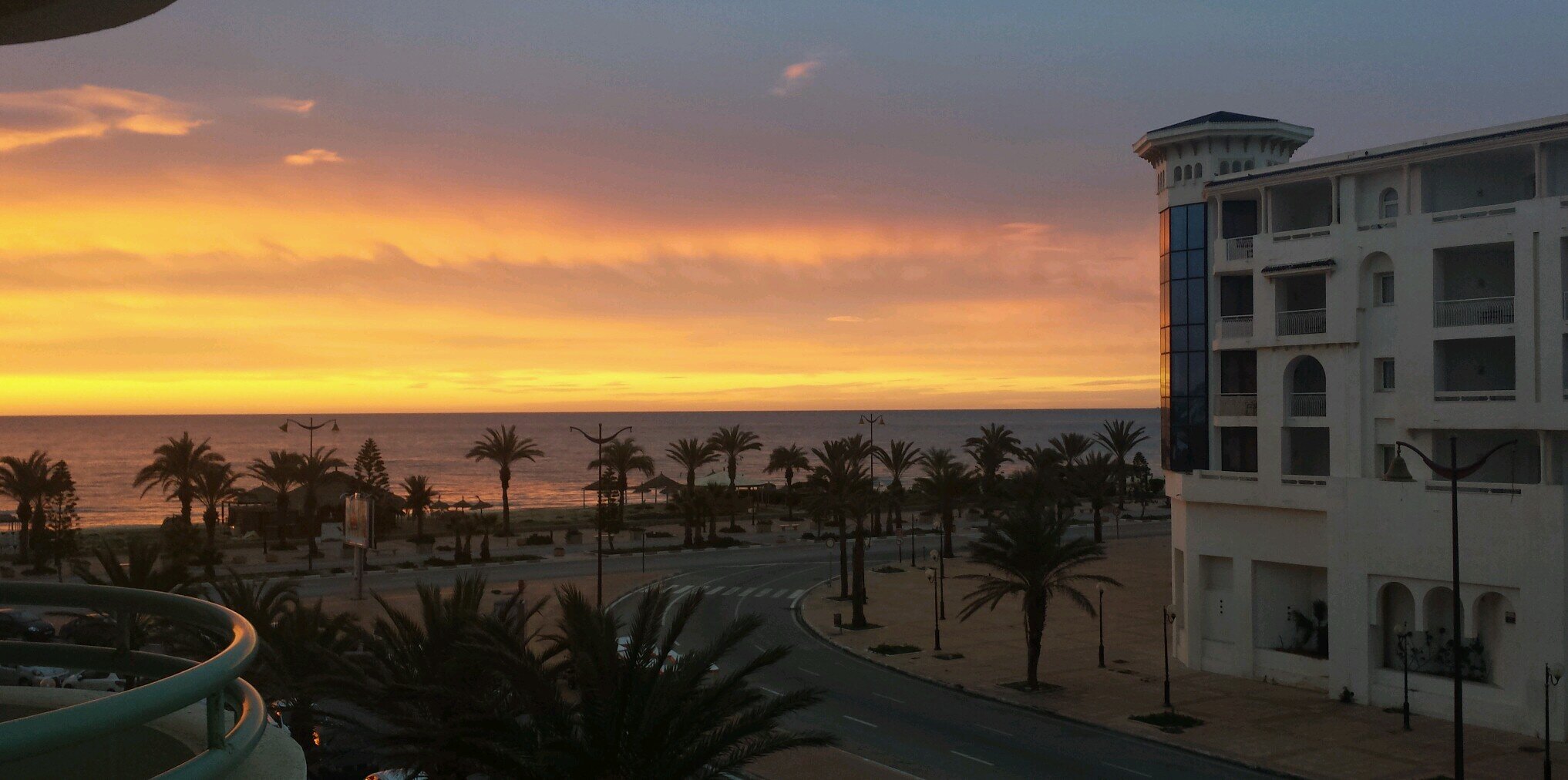 AlDelawar's profile banner image