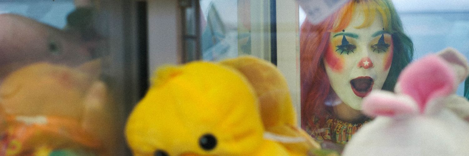 Shan 🦋☁️🧵 banner