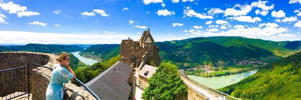 MsAdelaA Profile Banner