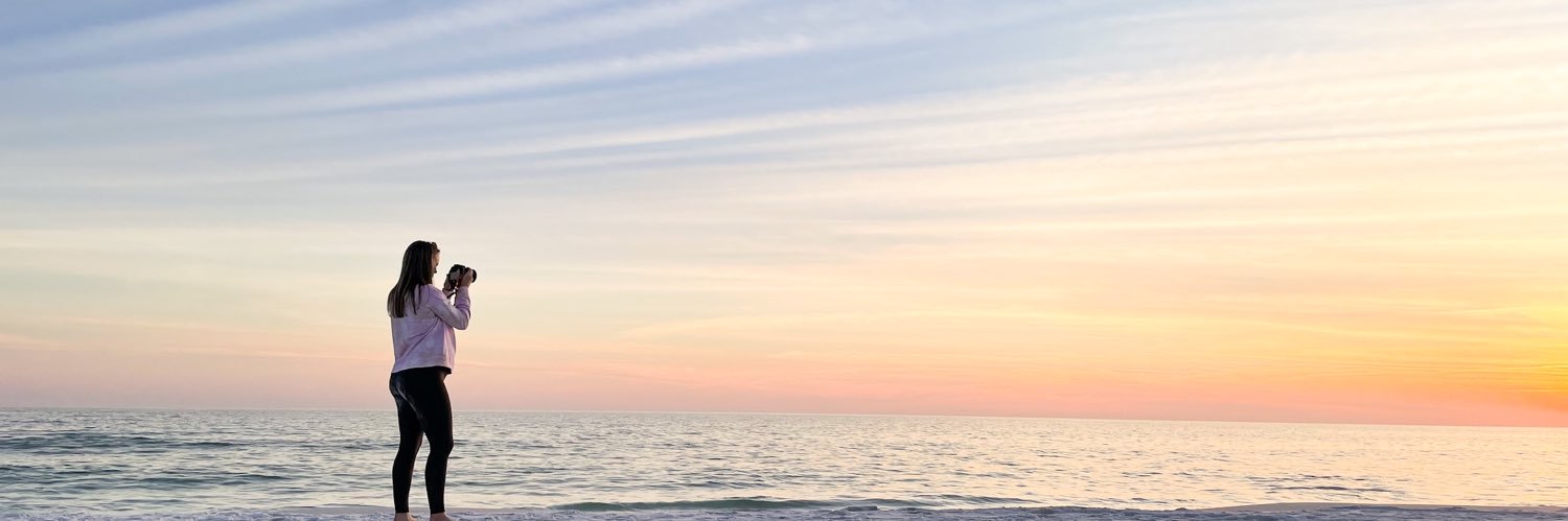 allylarocque's profile banner image