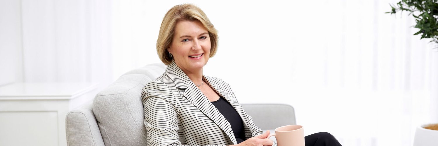 Carol Bennett banner