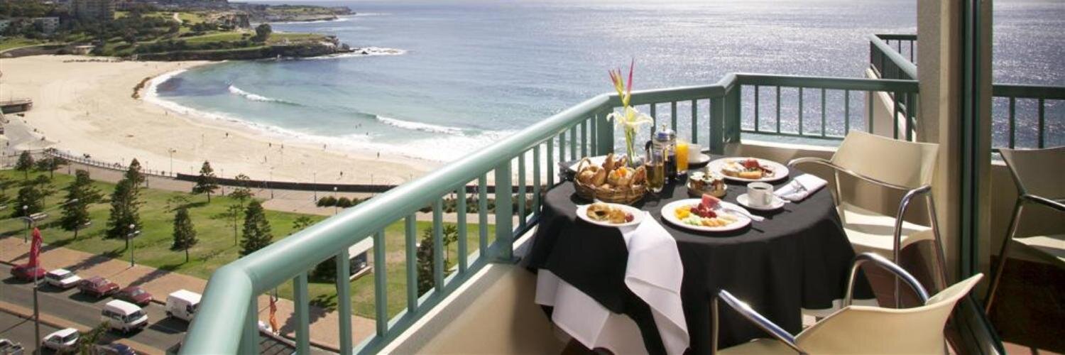 CrownePlazaCB's profile banner image