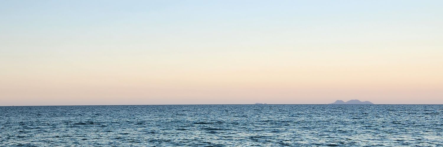 EAfini's profile banner image