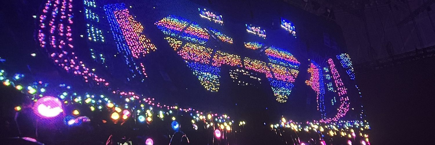 phan_clique_'s profile banner image