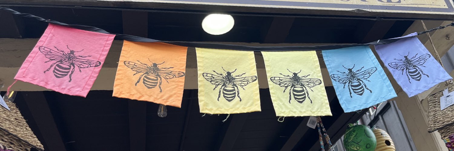 🐝 banner