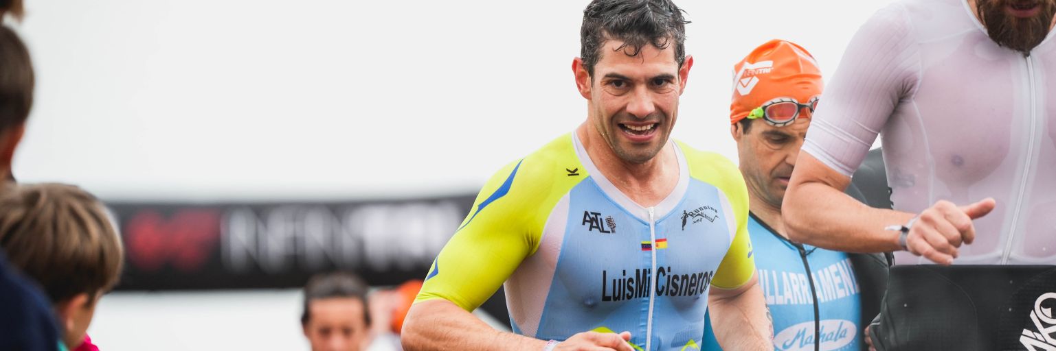 Luis Miguel Cisneros León banner