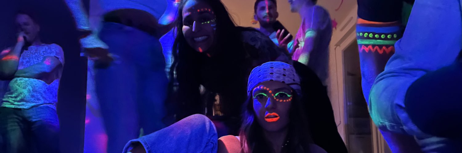 inestrbz's profile banner image