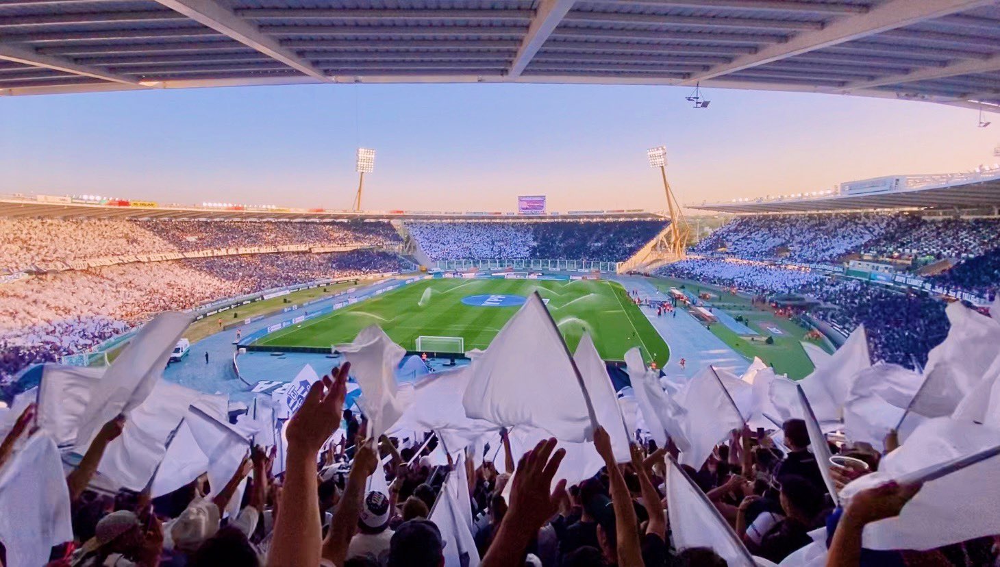 claributeler's profile banner image