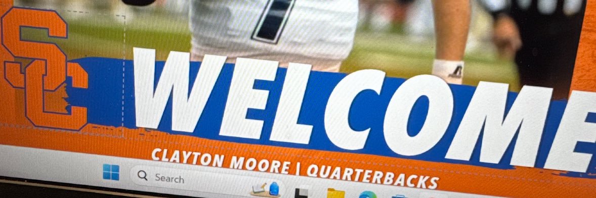 C_Moe7's profile banner image