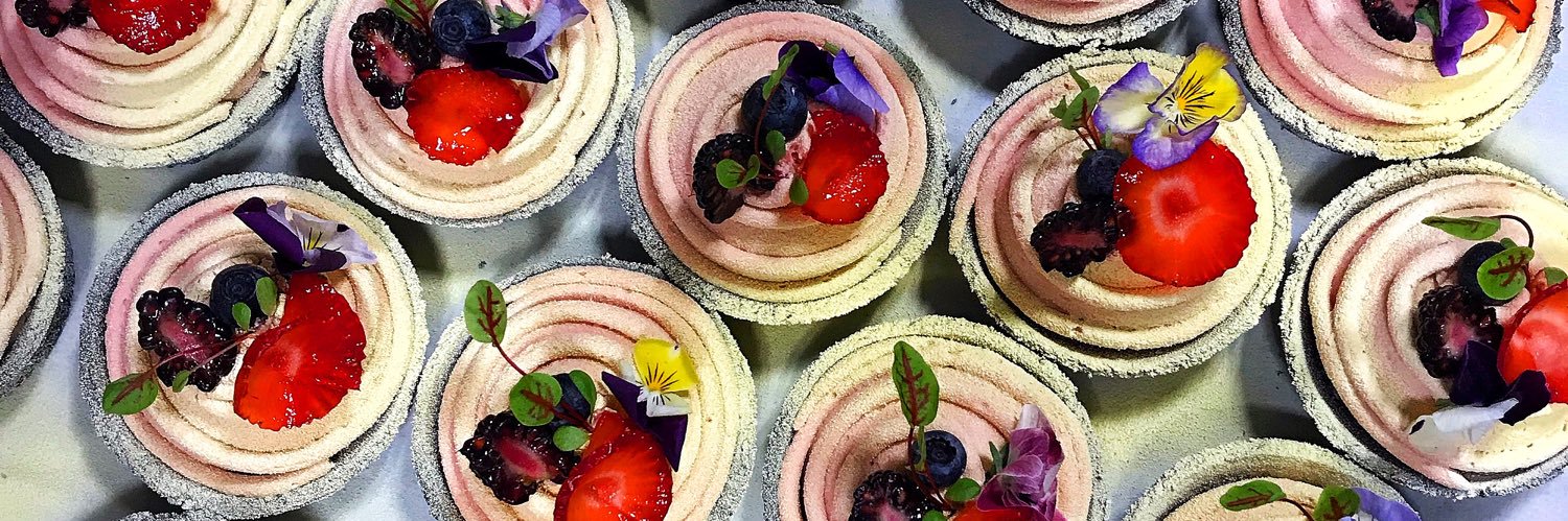 Paola Velez 🍇 Bodega Bakes—lets bake together! 🍇 banner