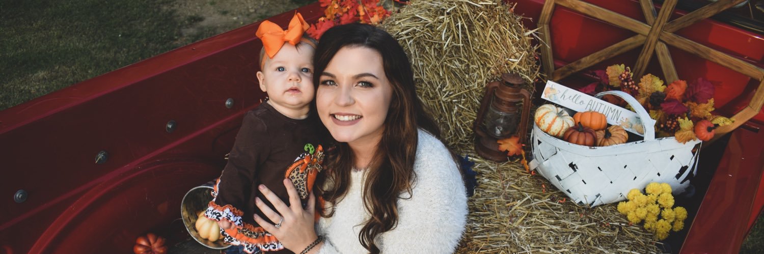 SarahBlevins_'s profile banner image