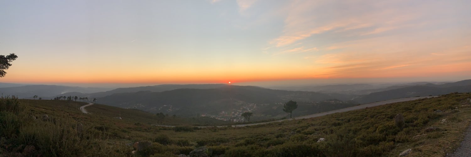 Raafaael_loo's profile banner image