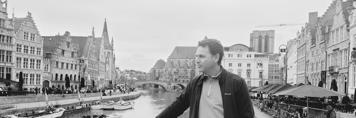 Mr Walsh 🌴 banner