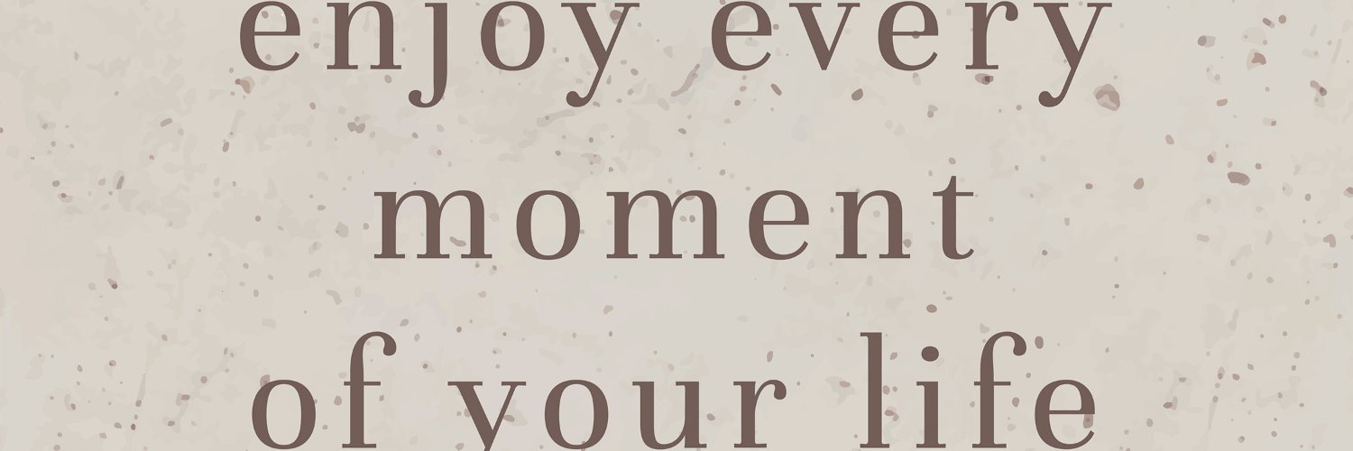 ta_ama's profile banner image