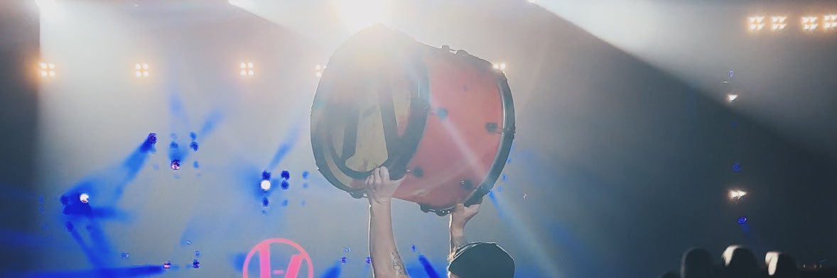 letchi__'s profile banner image