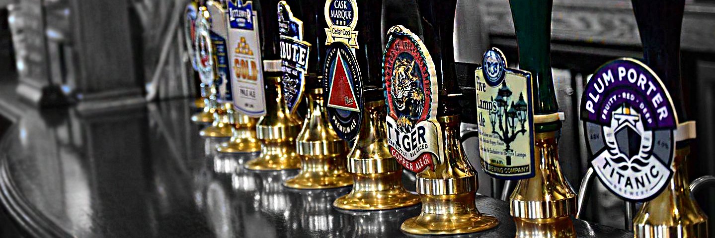 Five Lamps Pub🍺 banner
