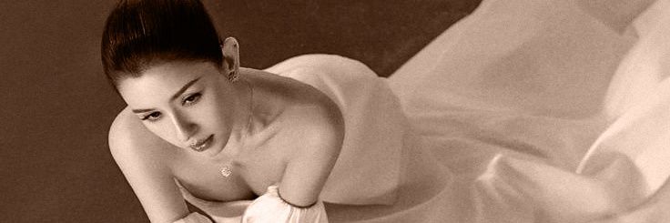 𝓒𝑙𝑎𝑟𝑖𝑒. banner