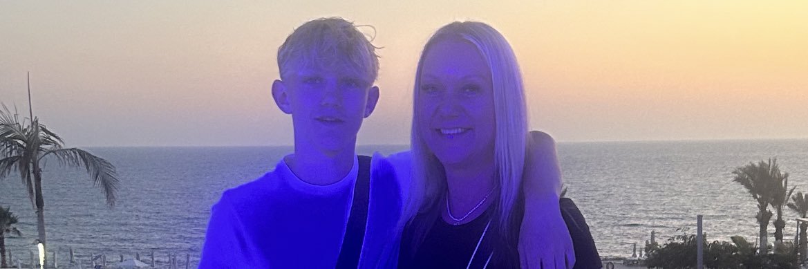 lucydow81's profile banner image