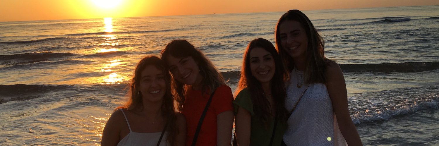laracastillo__'s profile banner image