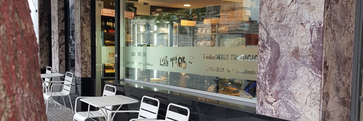 Los Tíos banner