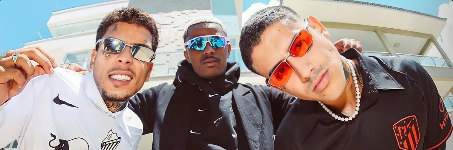 azvdx's profile banner image