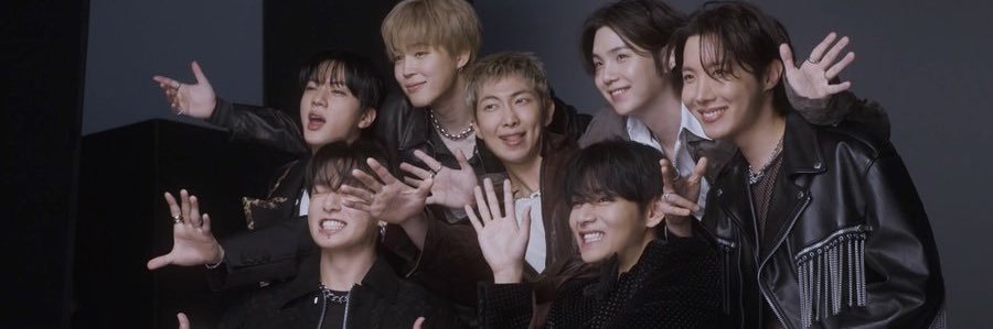 Nicolleolive77's profile banner image