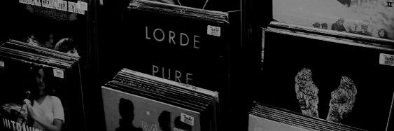 K banner