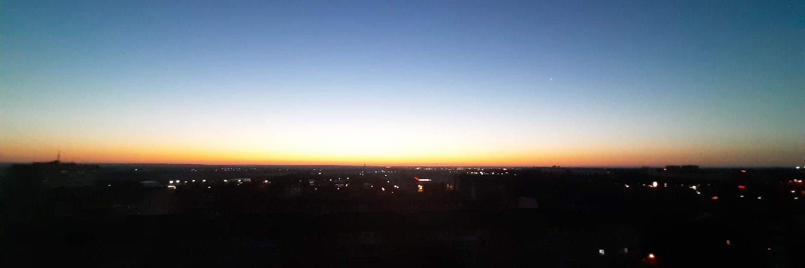 erb_owI's profile banner image
