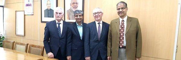 secymoayush Profile Banner