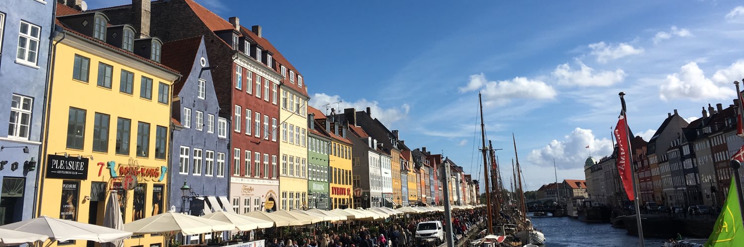 Chloe Halpenny banner