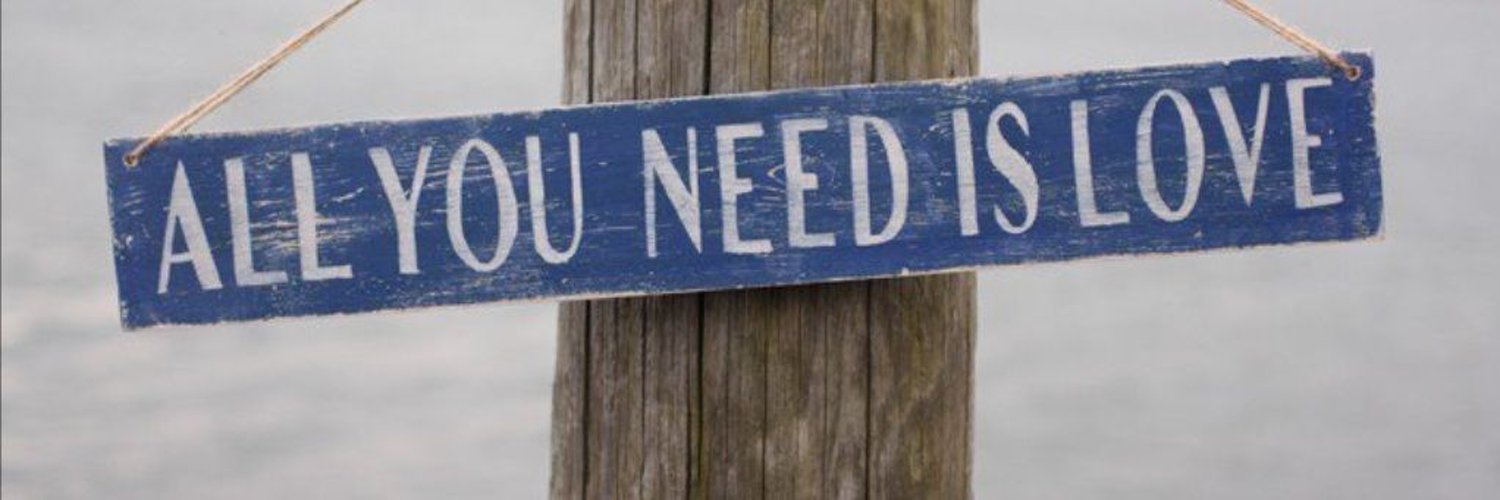 Am in need of a. All you need is love картинки. картинка you needs. фон need you. надпись need.